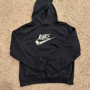 Nike Black Camo Logo Pullover Hoodie, Youth Size XL
